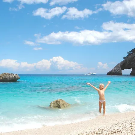 公寓 Lungo Via Del Mare 奥罗塞伊