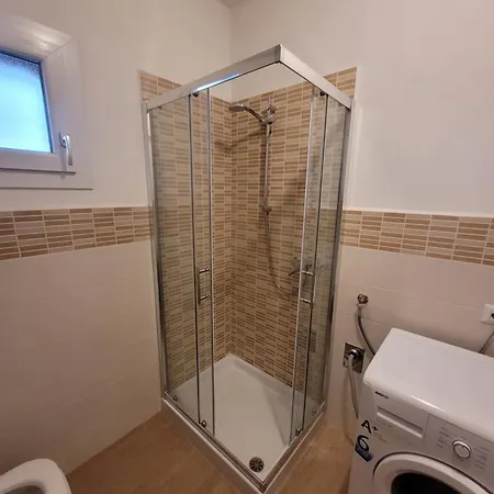 Lungo Via Del Mare 公寓